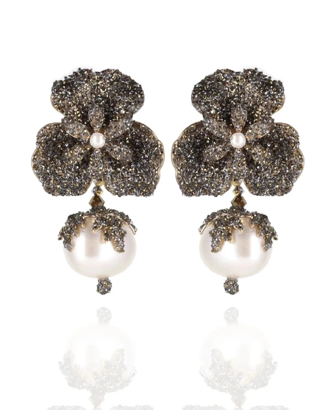 Colette Earrings with Pearl