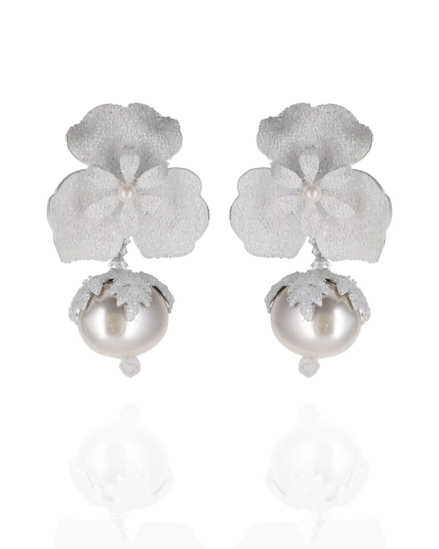 Colette Earrings with Pearl