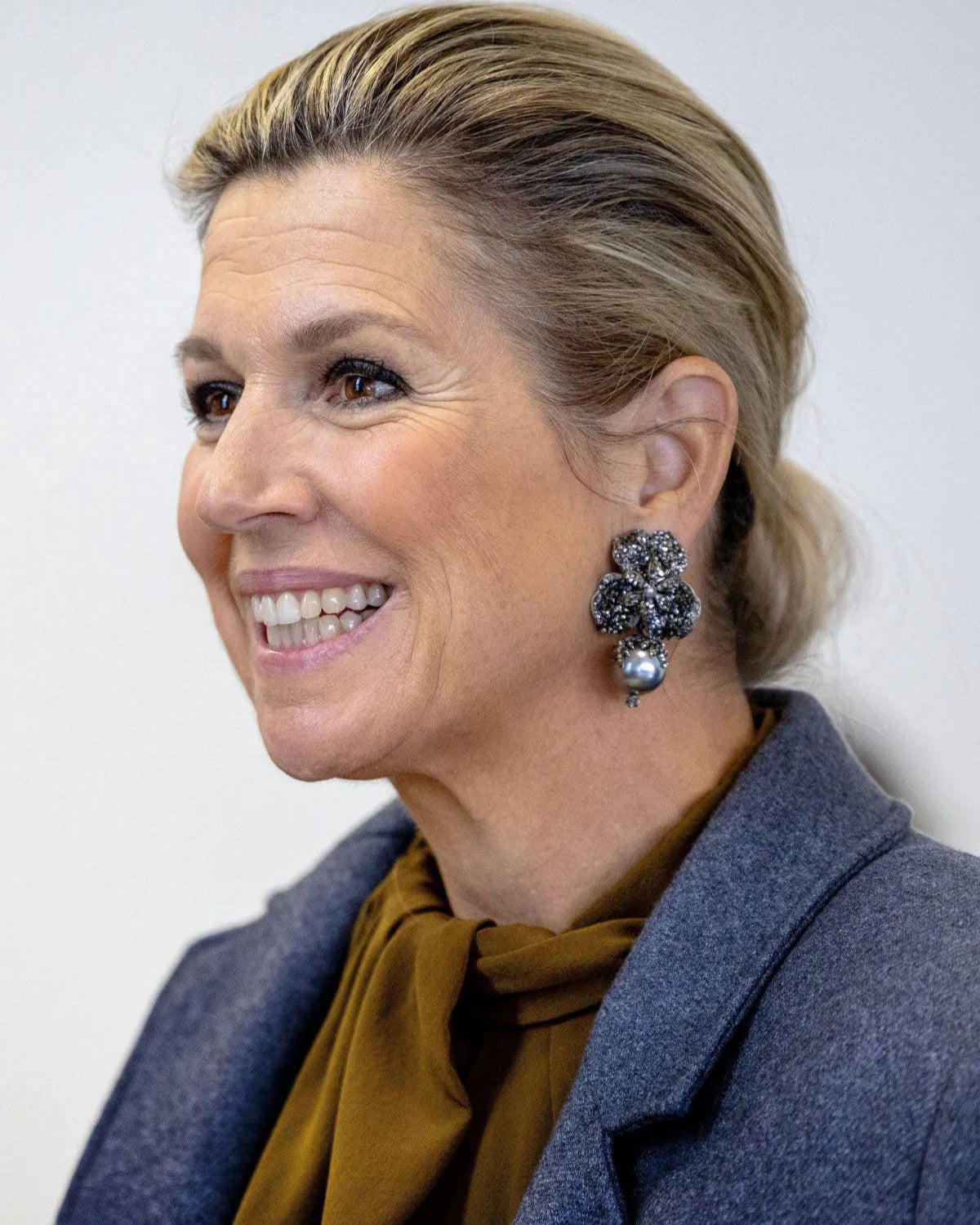 Colette Earrings with Pearl