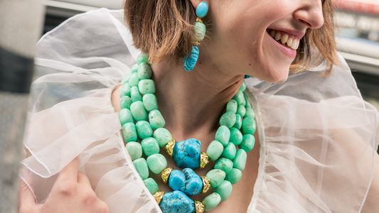 Mother of the Bride Jewellery, What to Wear and How to Choose It