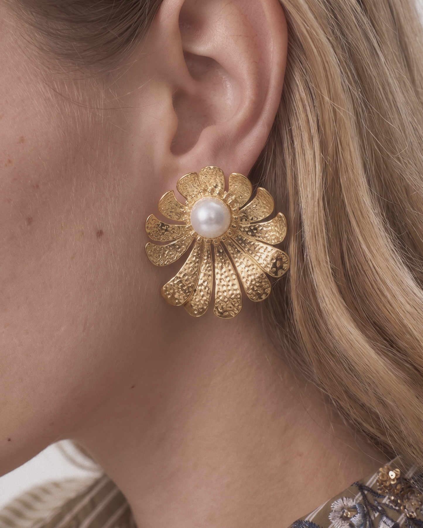 Sera Earrings