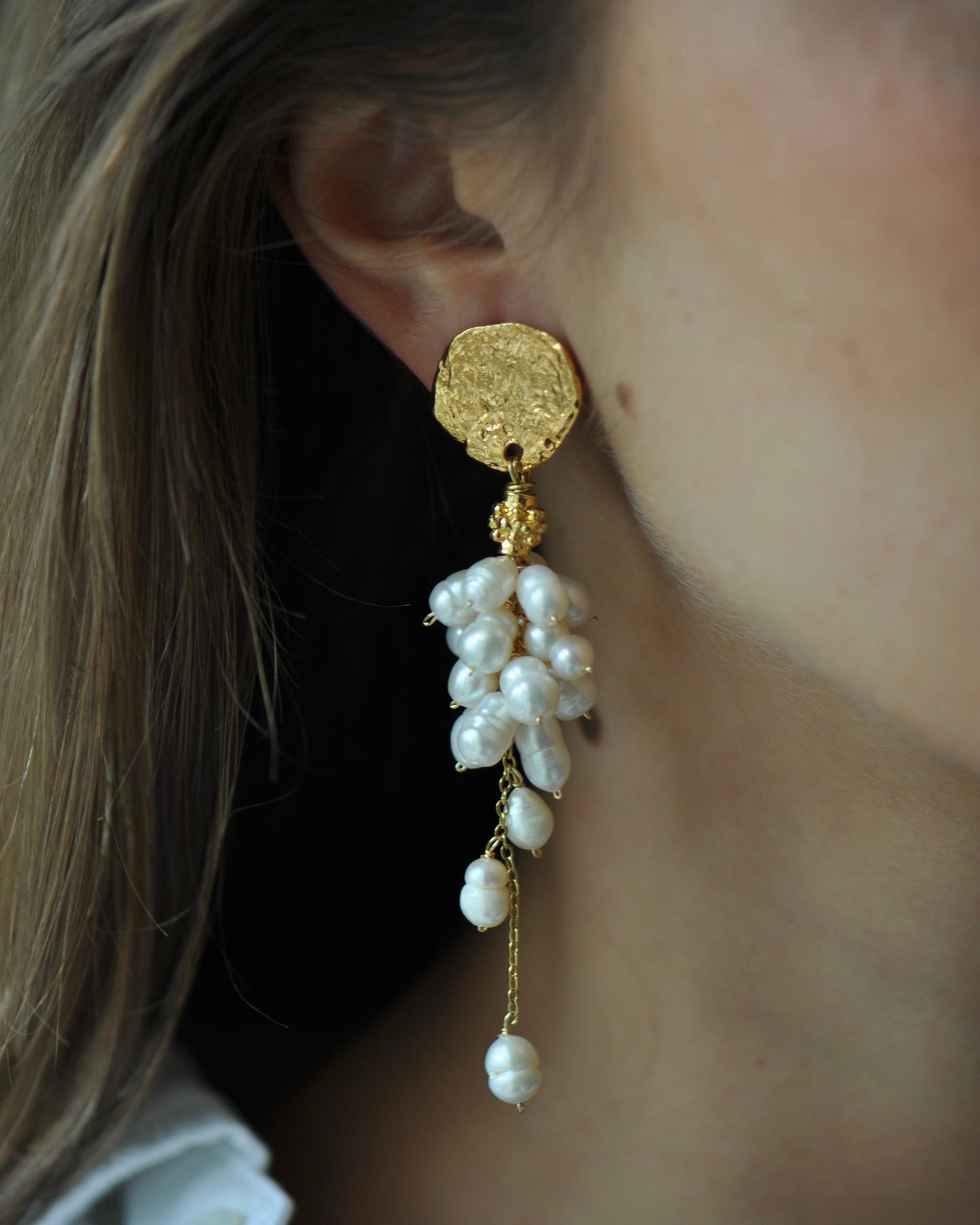 Pia Pearl Earrings