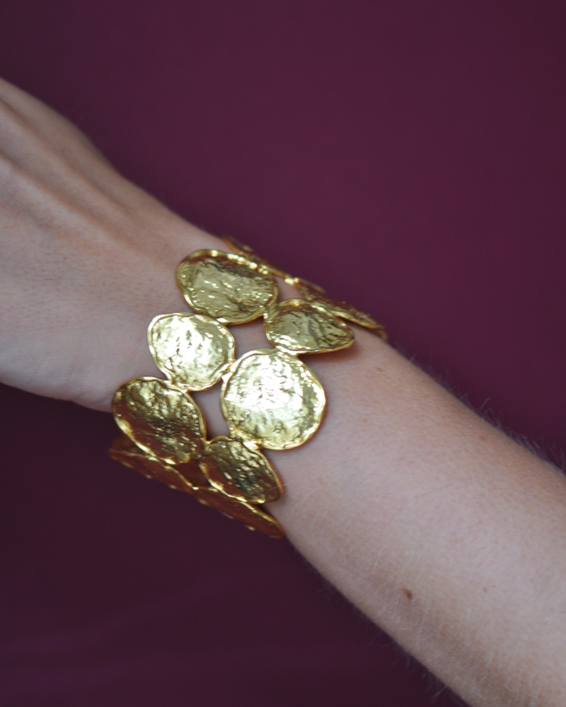 Aurelia Cuff